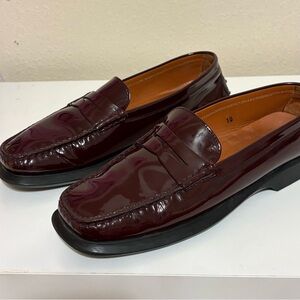 Tod’s women Burgundy Patent Leather Penny Loafers Size 10